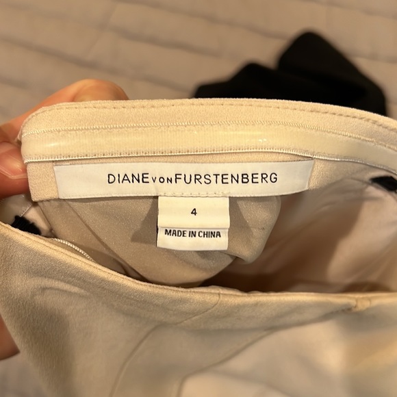 STRAPLESS DIANE VON FURSTENBERG COCKTAIL DRESS - Picture 7 of 10